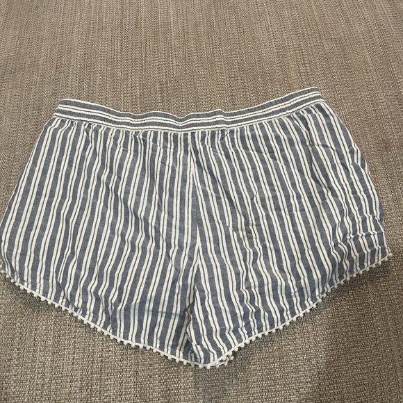 Maxwell Blue and White Striped Shorts Size‎ XL - Picture 6 of 6